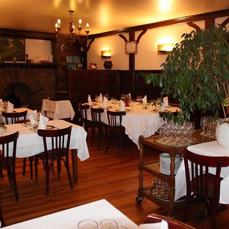 Logis Hotel Restaurant Des Voyageurs Pont-de-Salars 部屋 写真