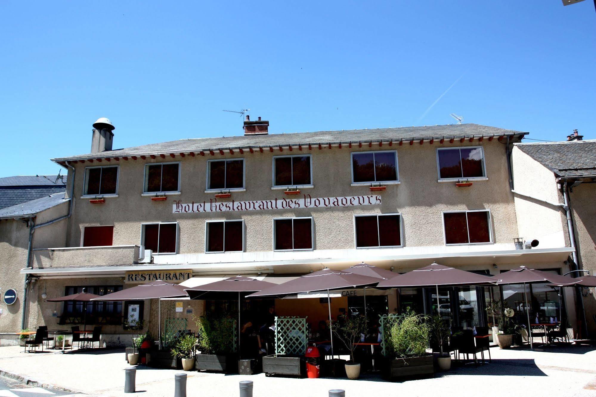 Logis Hotel Restaurant Des Voyageurs Pont-de-Salars エクステリア 写真